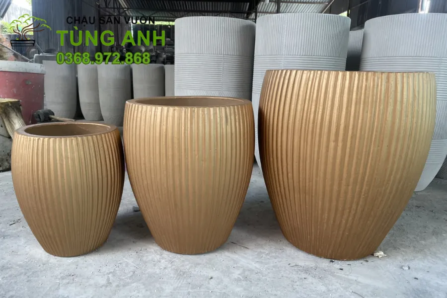 Xưởng Chậu Xi Măng Nhẹ Sơn Wax Đẹp, Bền tại Hưng Yên 14 Không gian xanh với bầu tròn bầu cao Tùng Anh