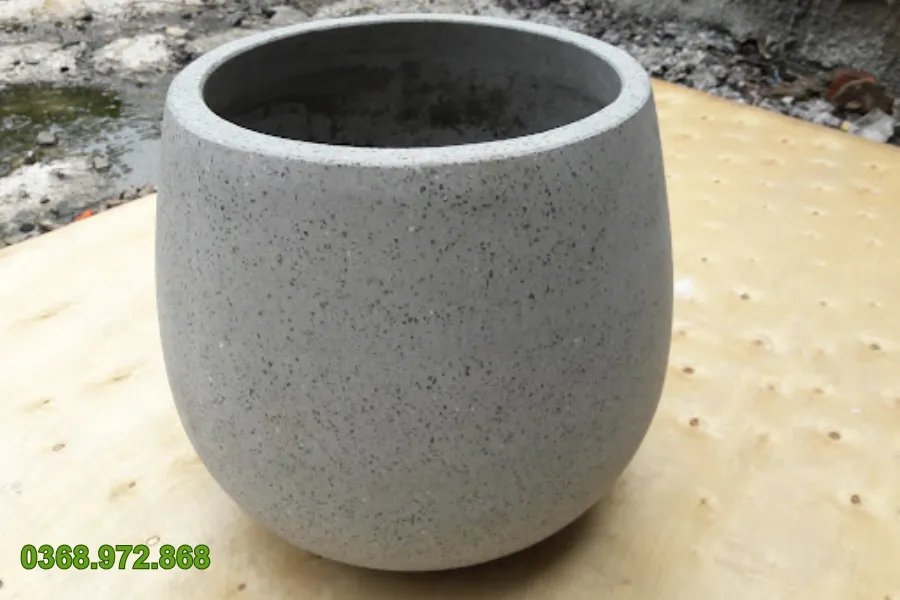 Chậu Xi Măng Đá Mài trồng cây xanh trong nhà