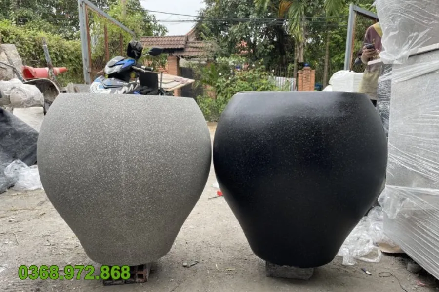 Chậu Xi Măng Đá Mài chữ cập hiện đại, bền chắc