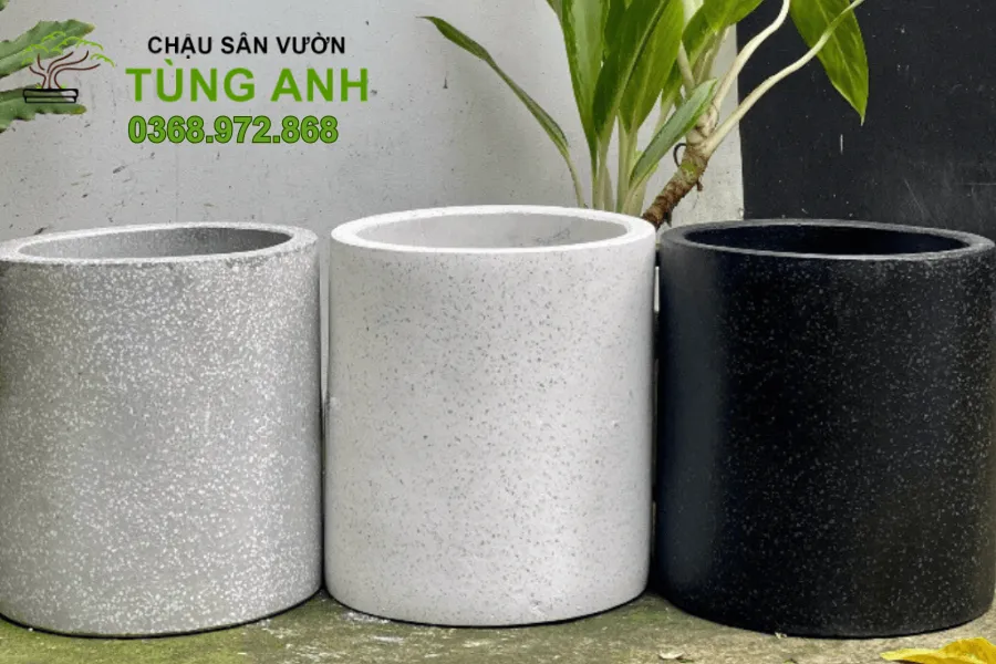 Bề mặt láng mịn của chậu đá mài sau khi đánh bóng.
